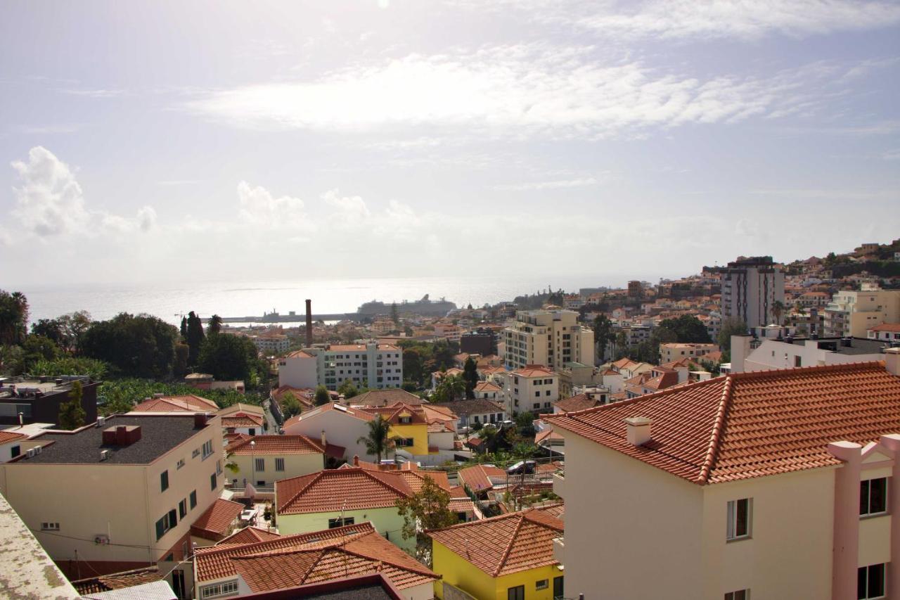 Apartamento com 2 Quartos
