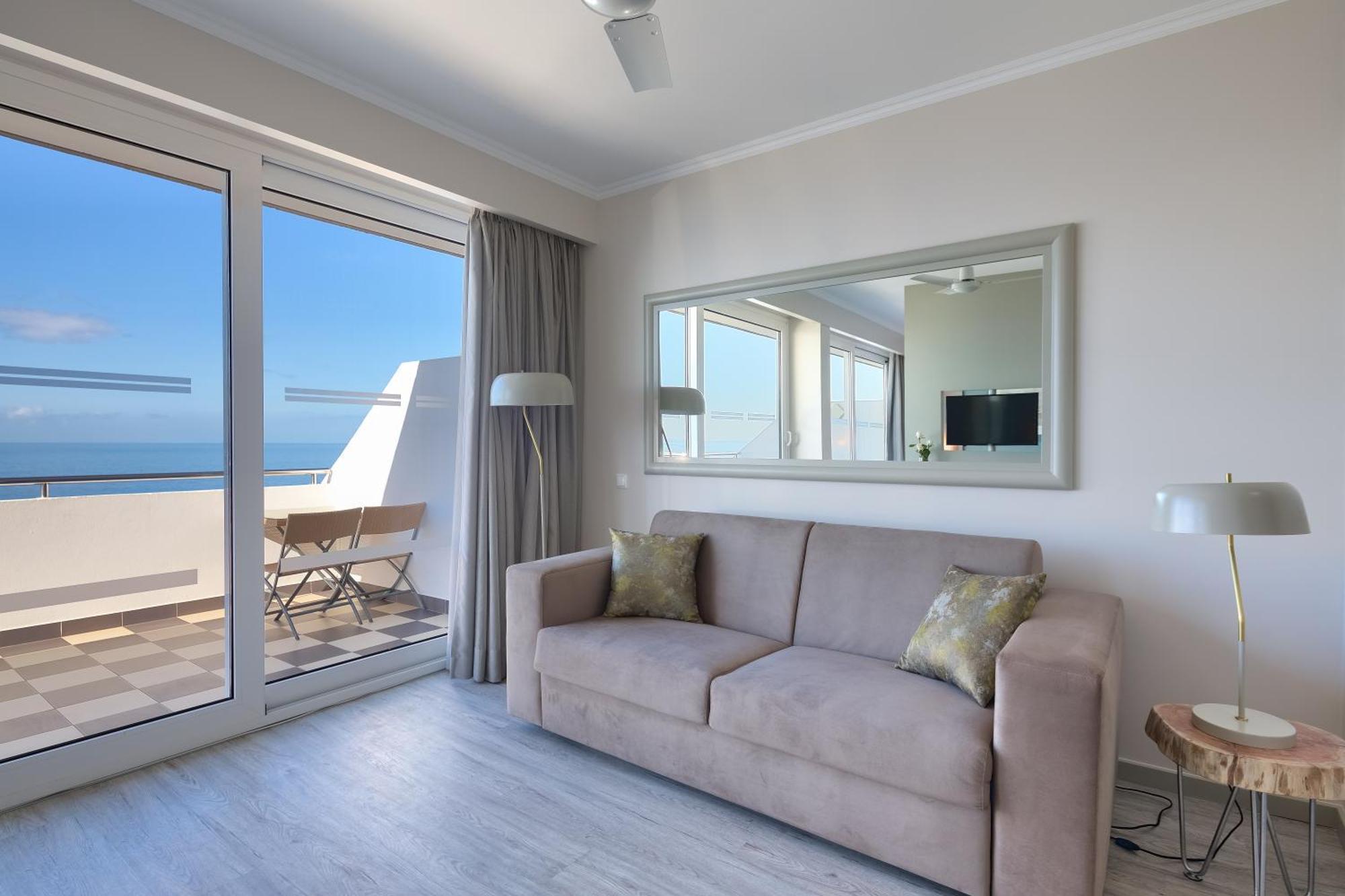 Deluxe Junior Suite