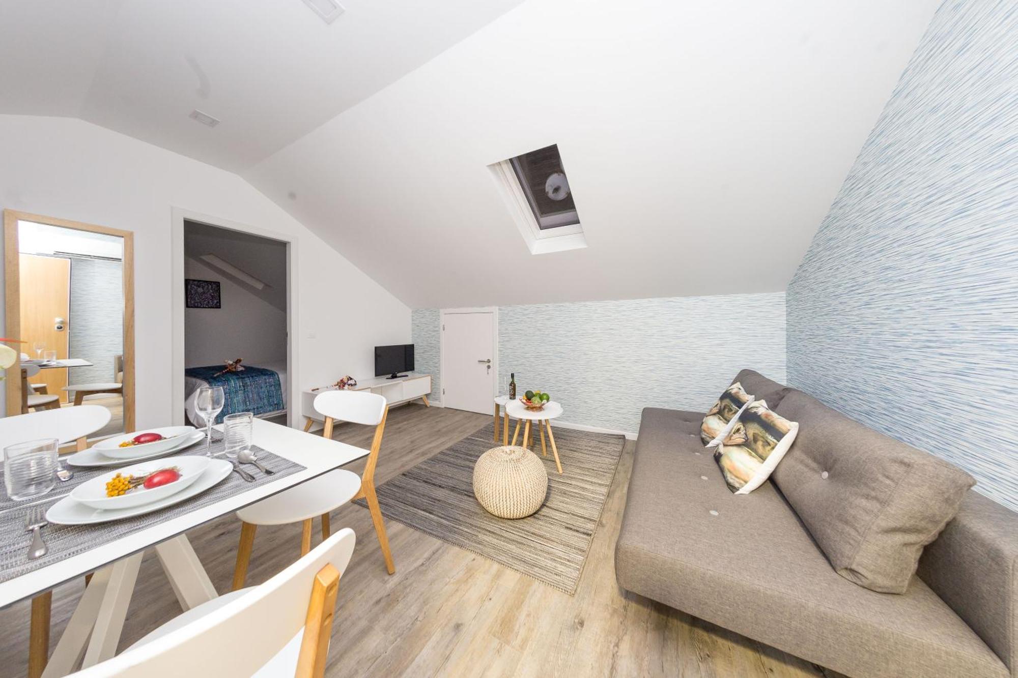 Superior Apartment with Balcony,711072049:JPEG