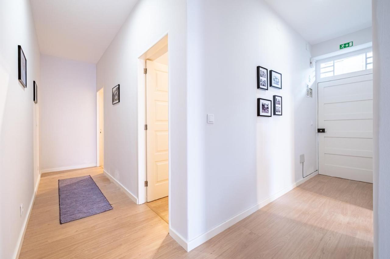 Three-Bedroom Apartment,1304391283:JPEG
