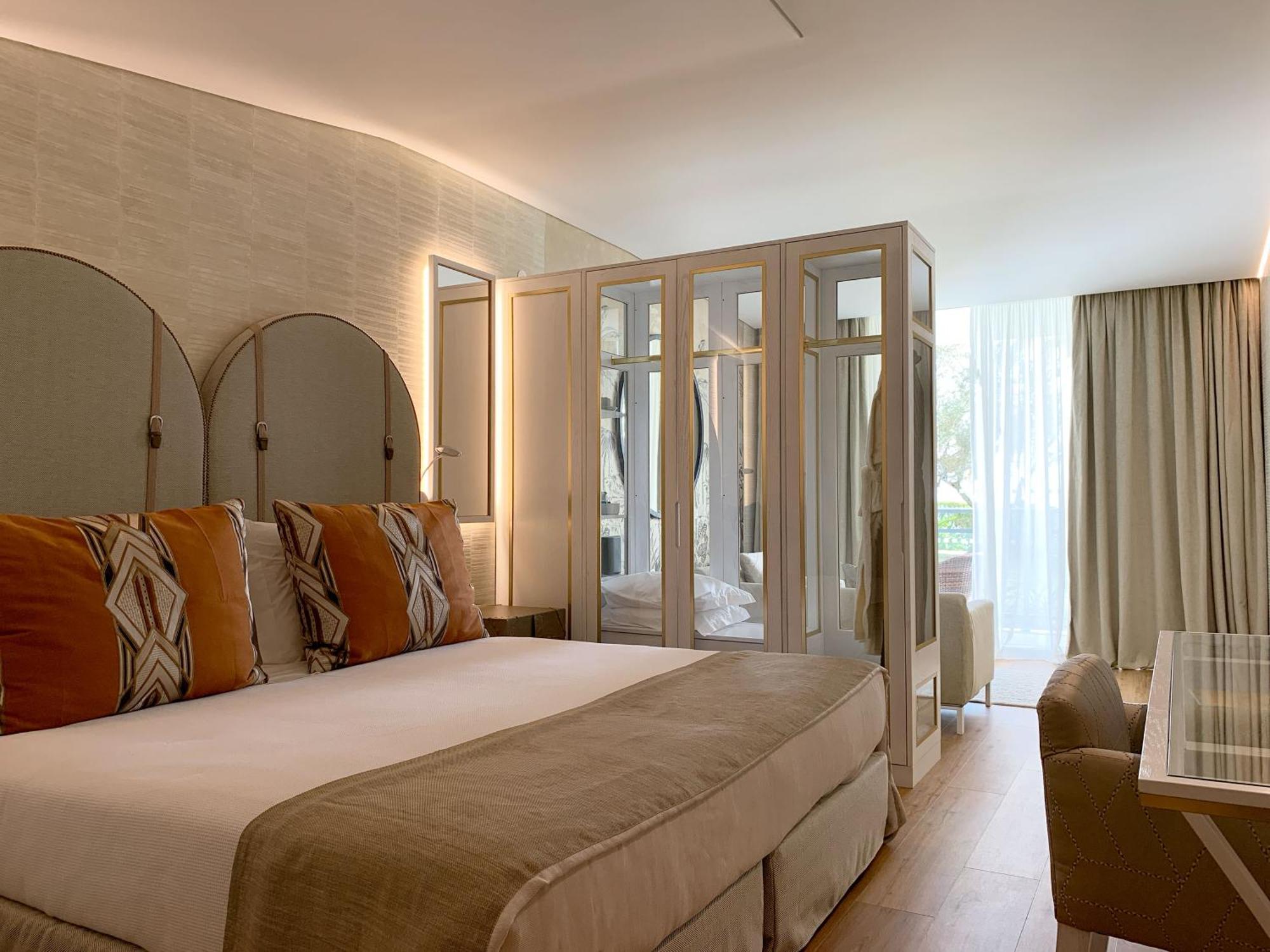 Premier Junior Suite Sea View