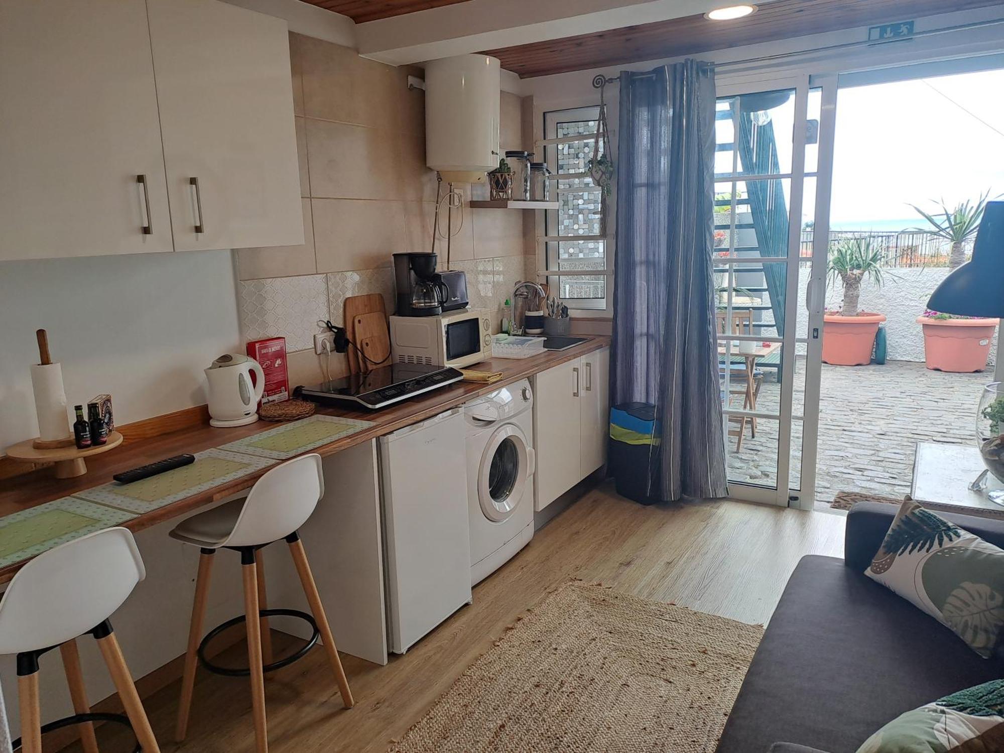 Studio Apartment Sea View
