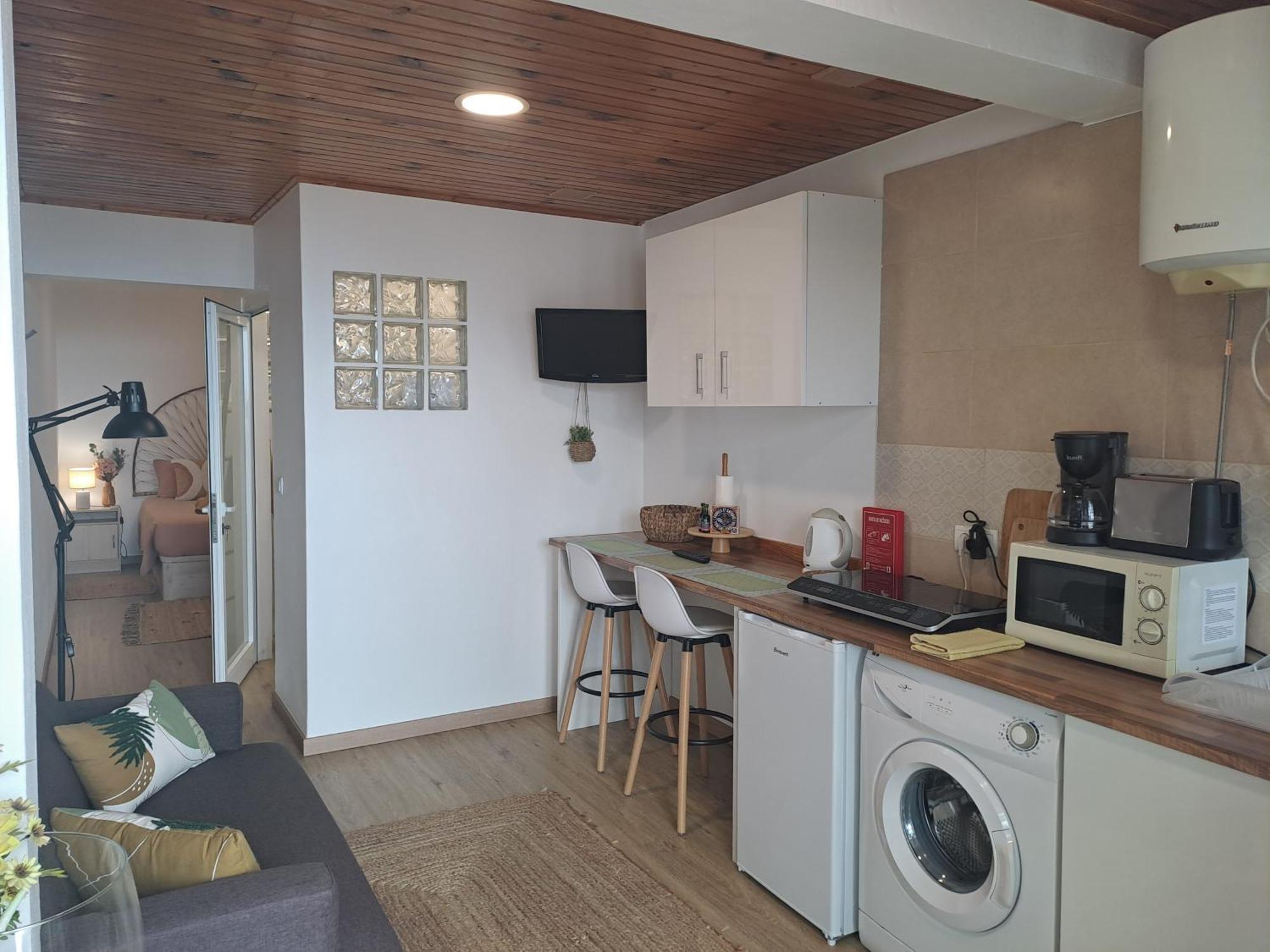 Studio Apartment Sea View