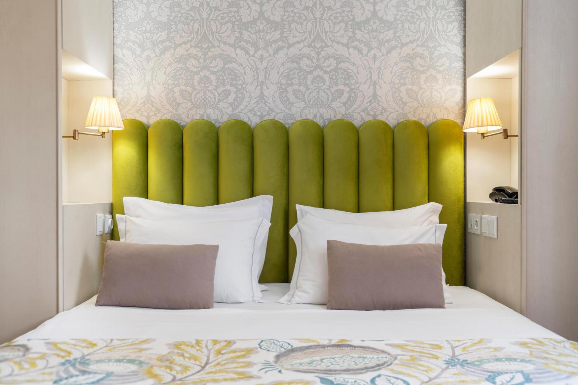 Superior Quadruple Room,1614796225:JPEG
