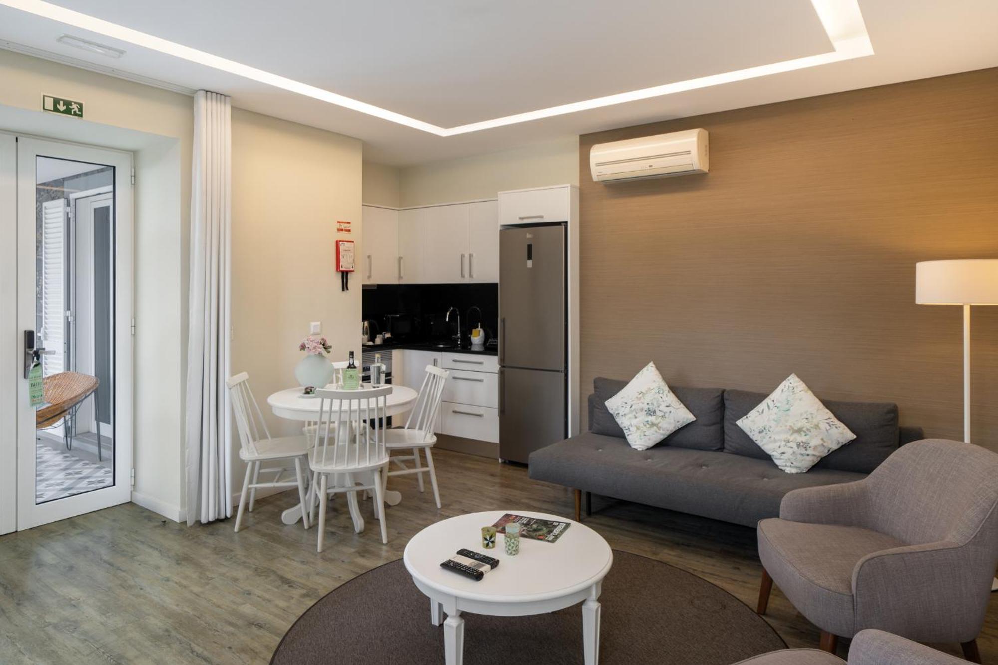Superior Double or Twin Room City View