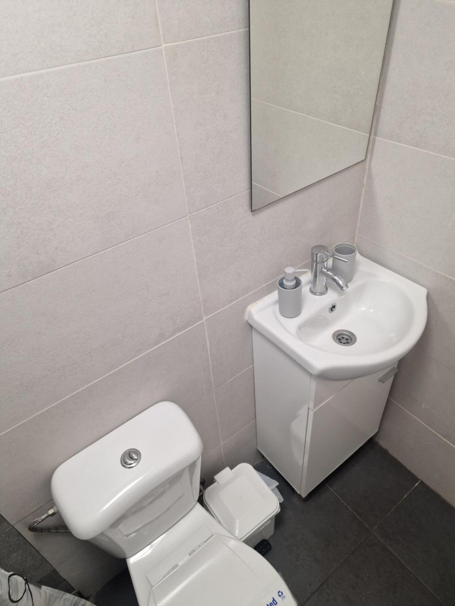 Economy Single Room