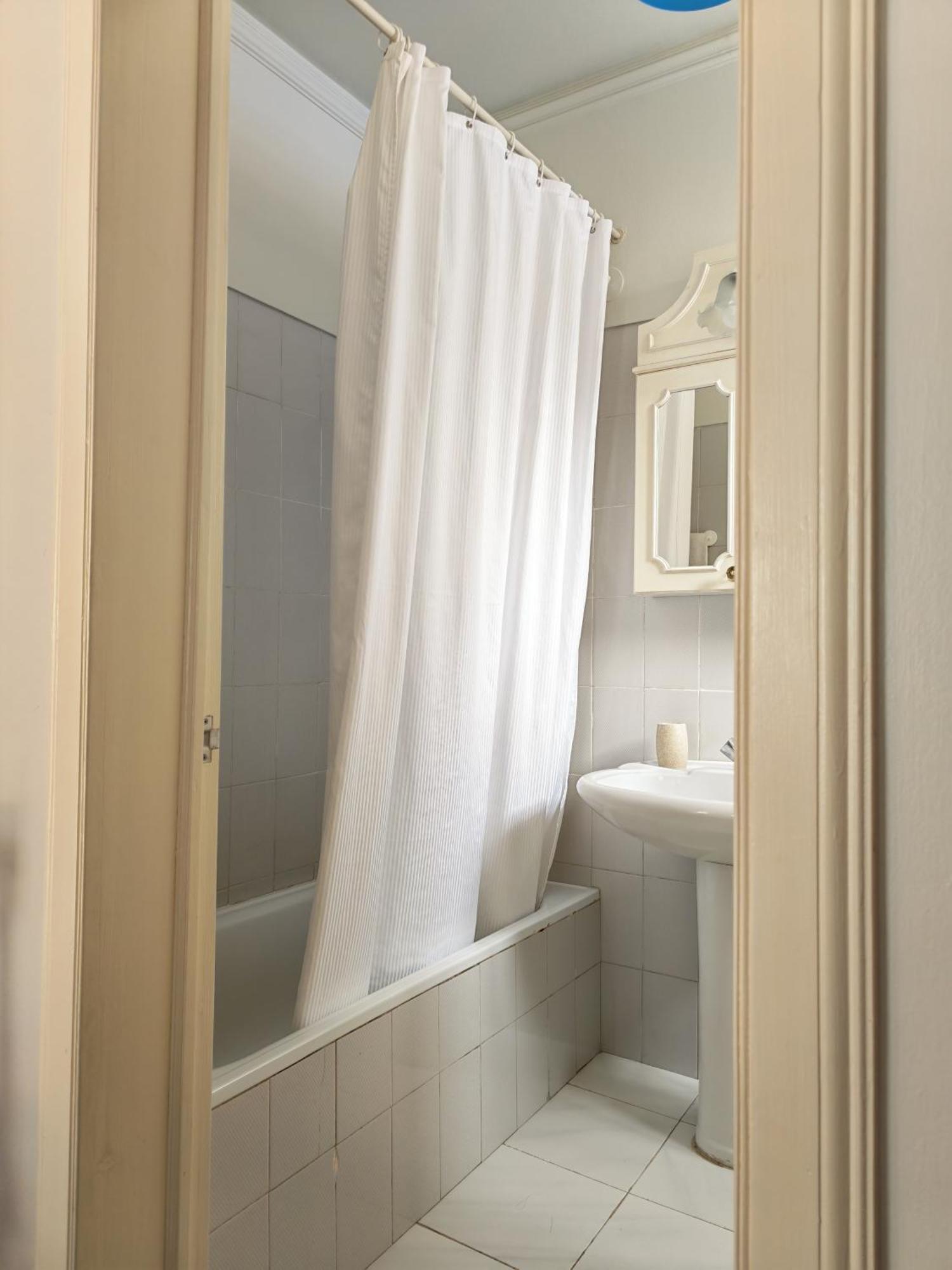 Large Twin Room