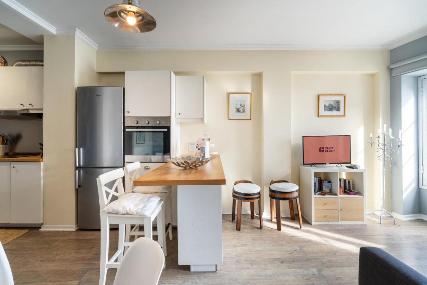 One-Bedroom Apartment,1746992284:JPEG