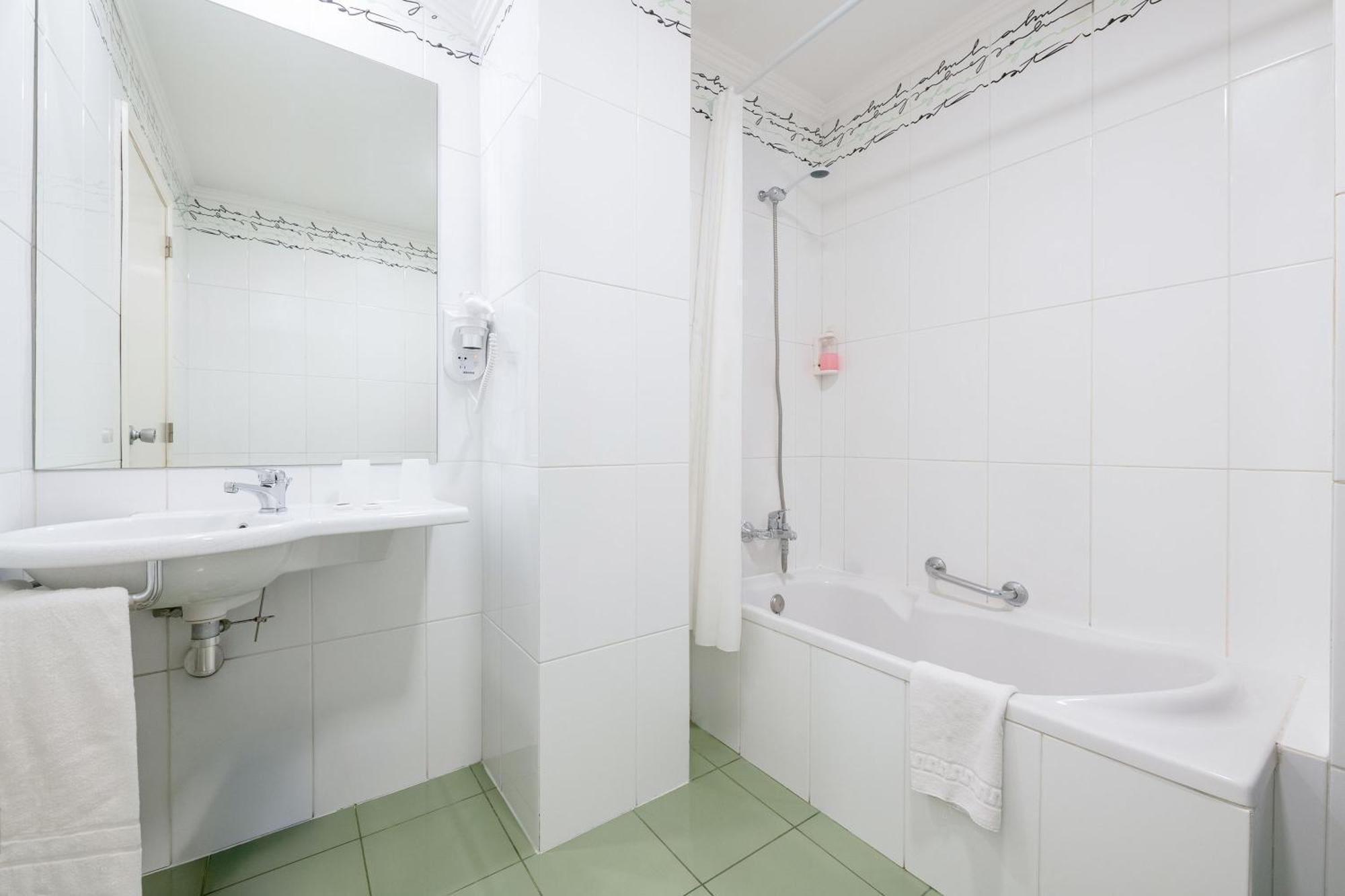 Twin Room with Balcony