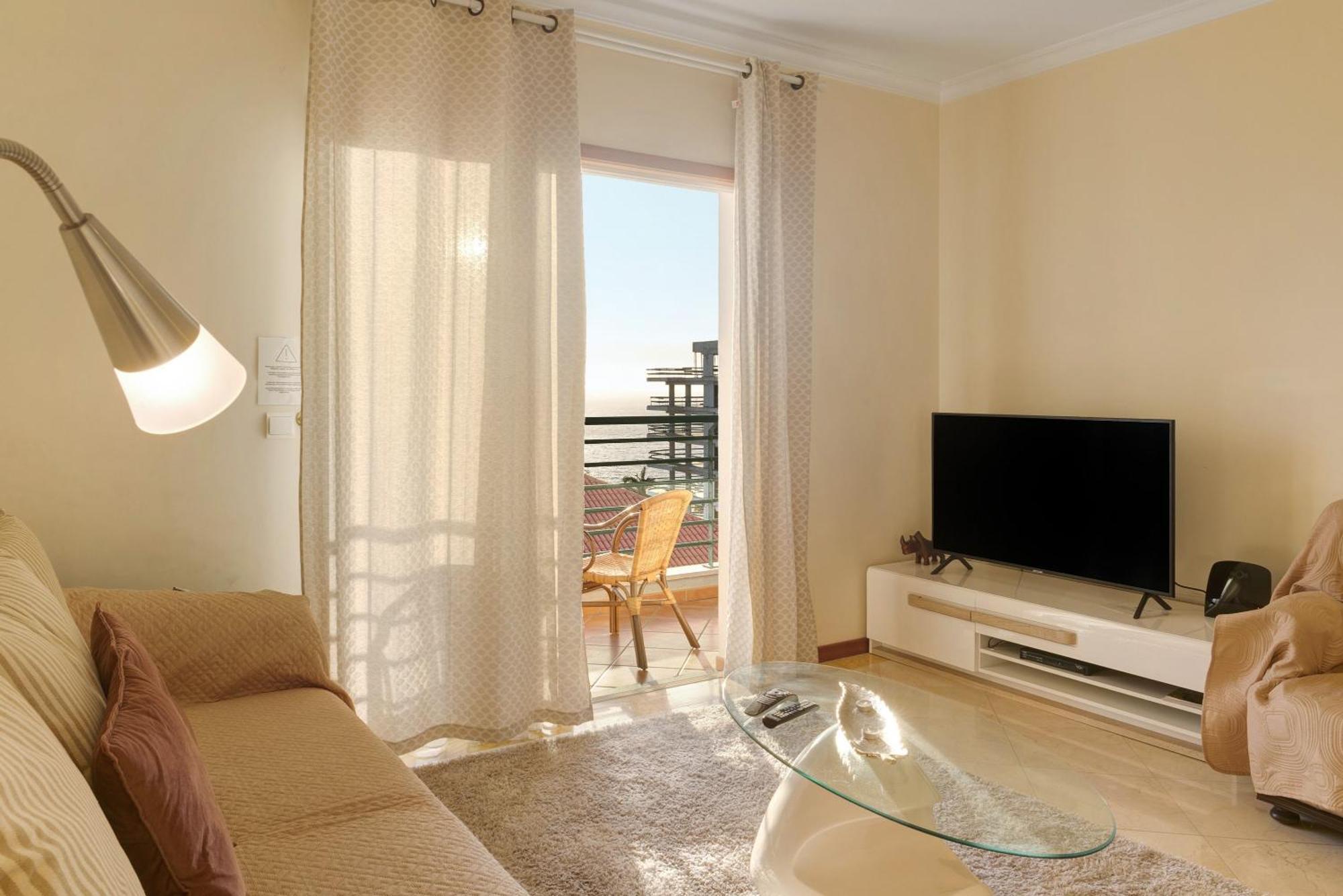Apartamento Deluxe com 2 Quartos e Vista Mar