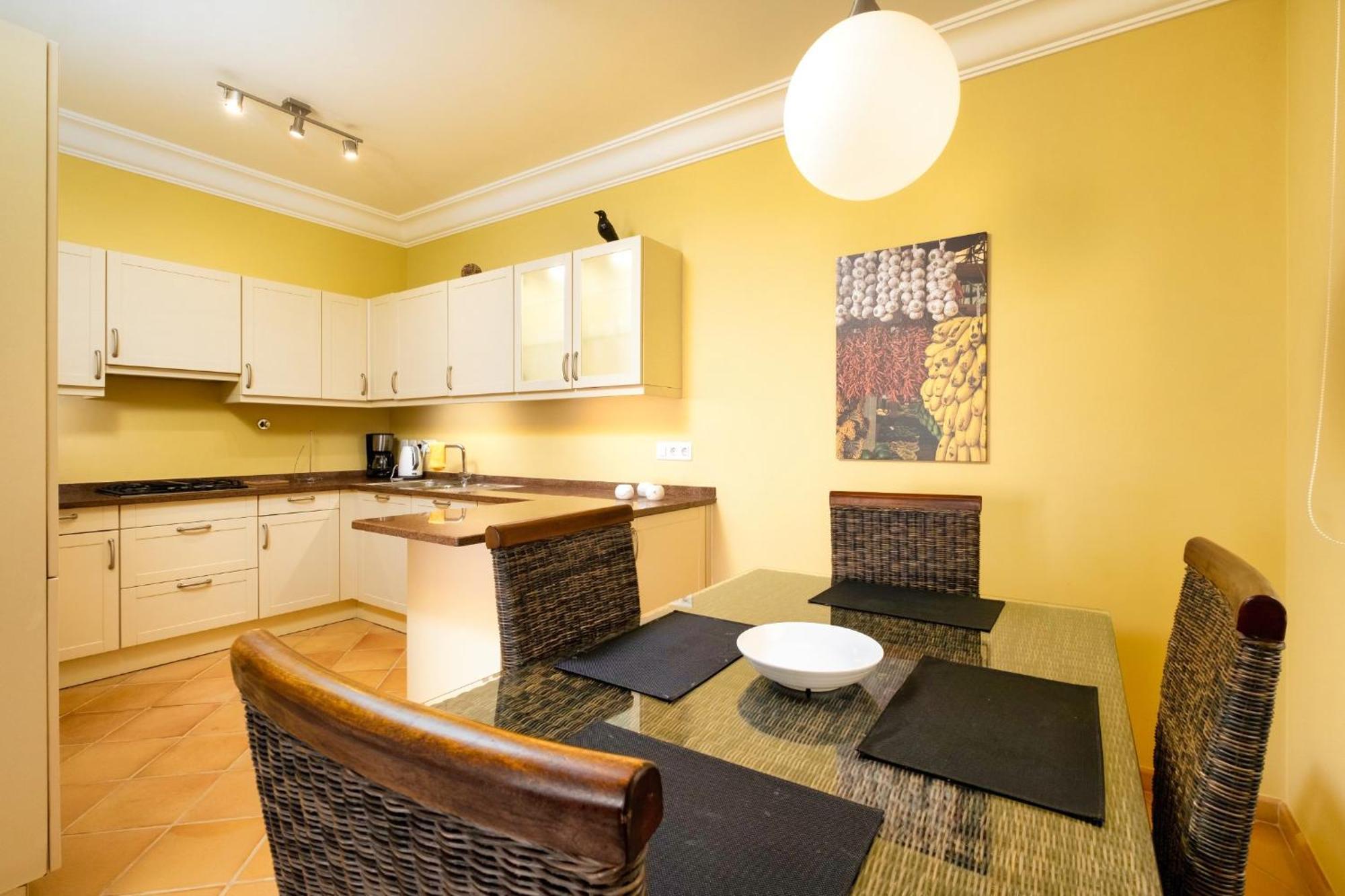 Two-Bedroom Apartment Sea View