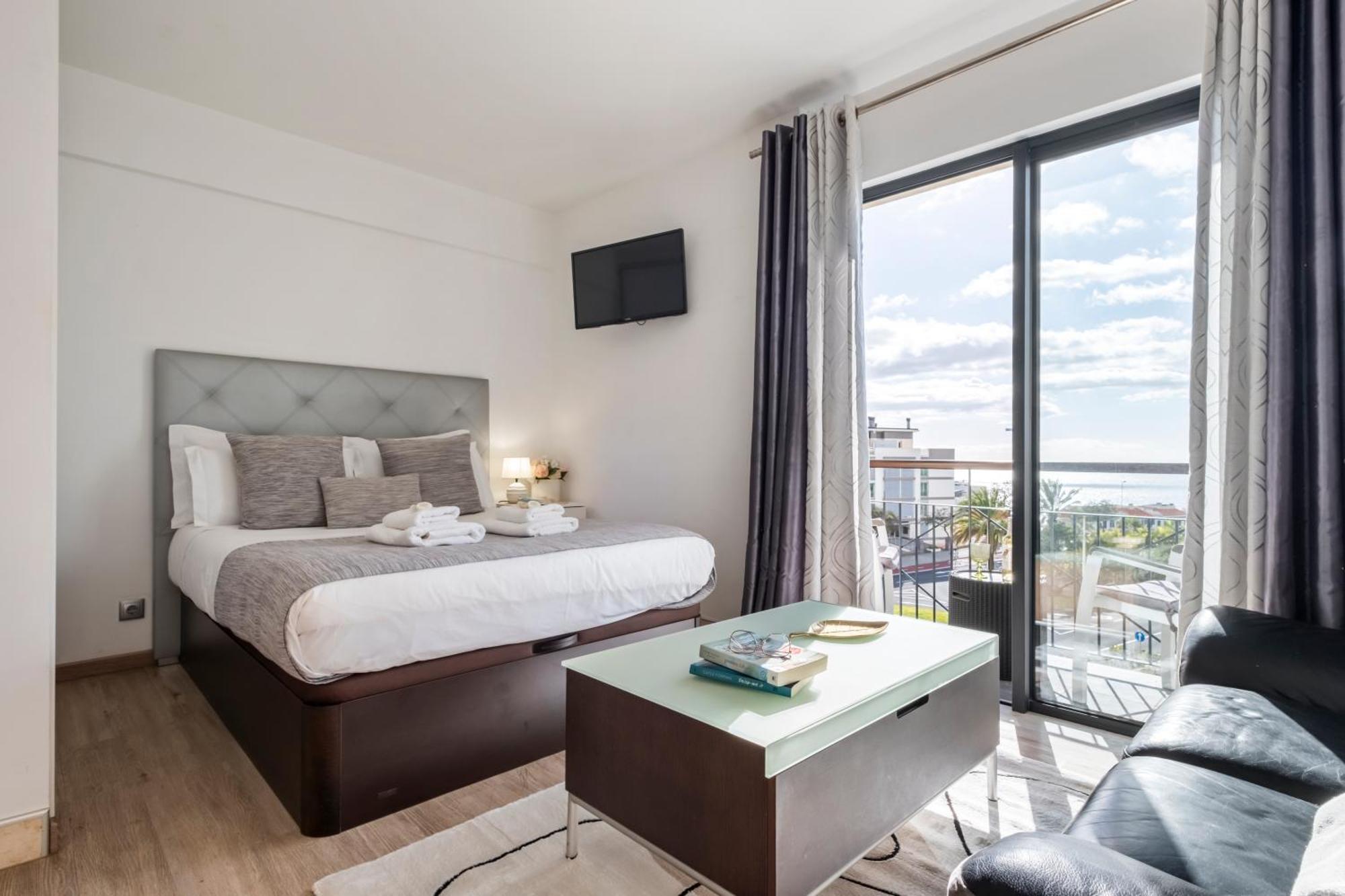 Studio Apartment Sea View