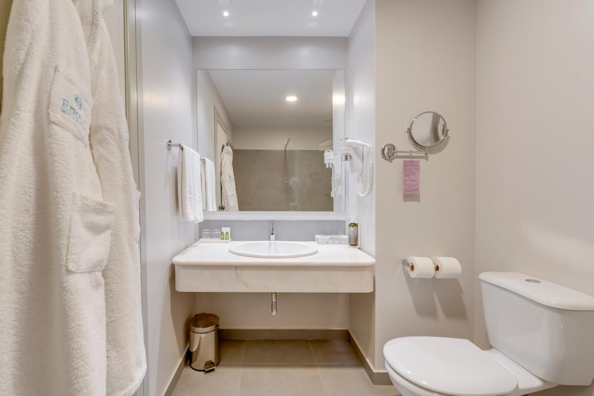 Superior Twin Room Balcony
