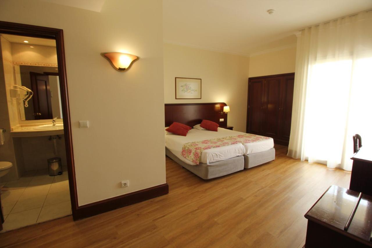 Standard Twin Room with Balcony