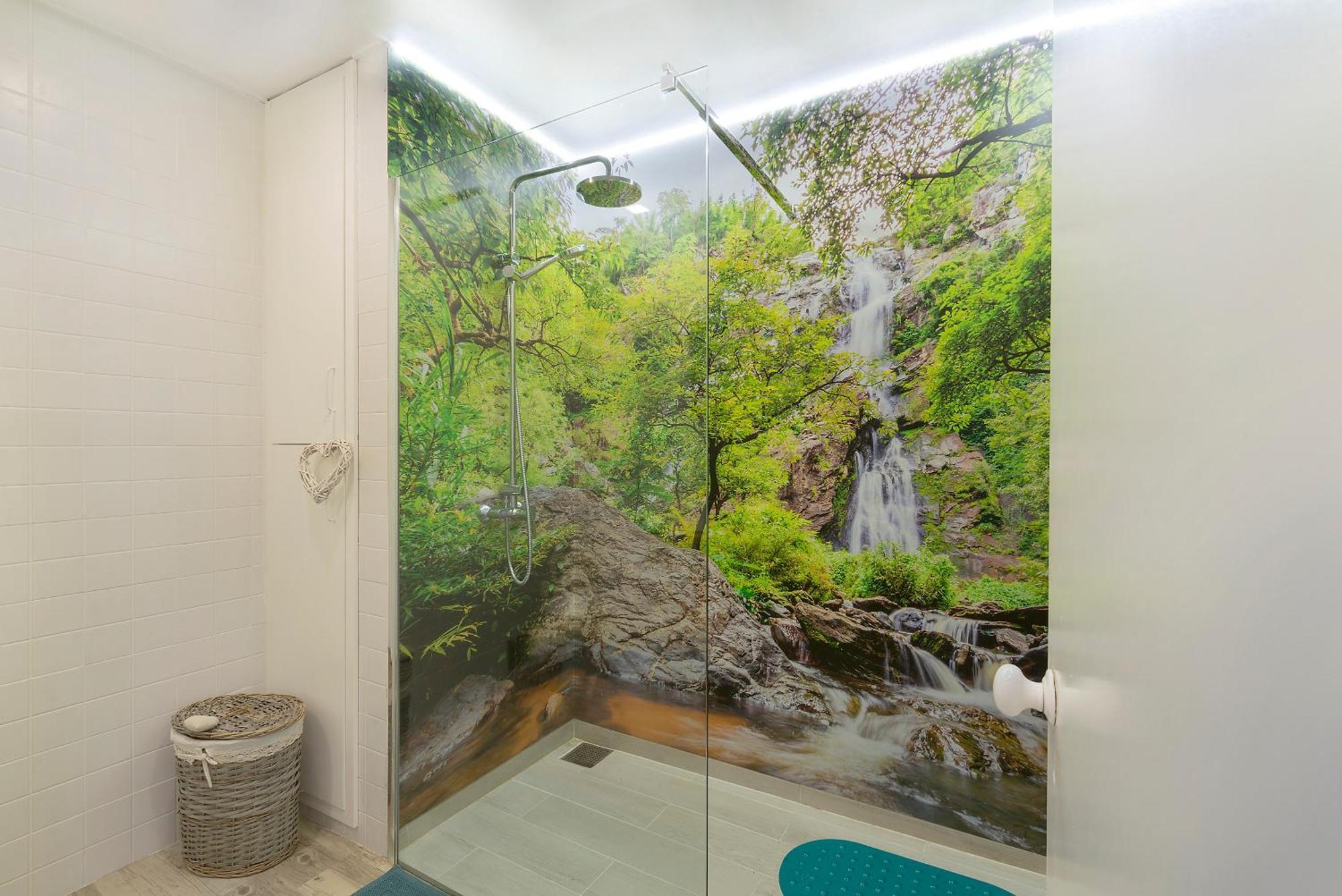 One-Bedroom Apartment Sea View