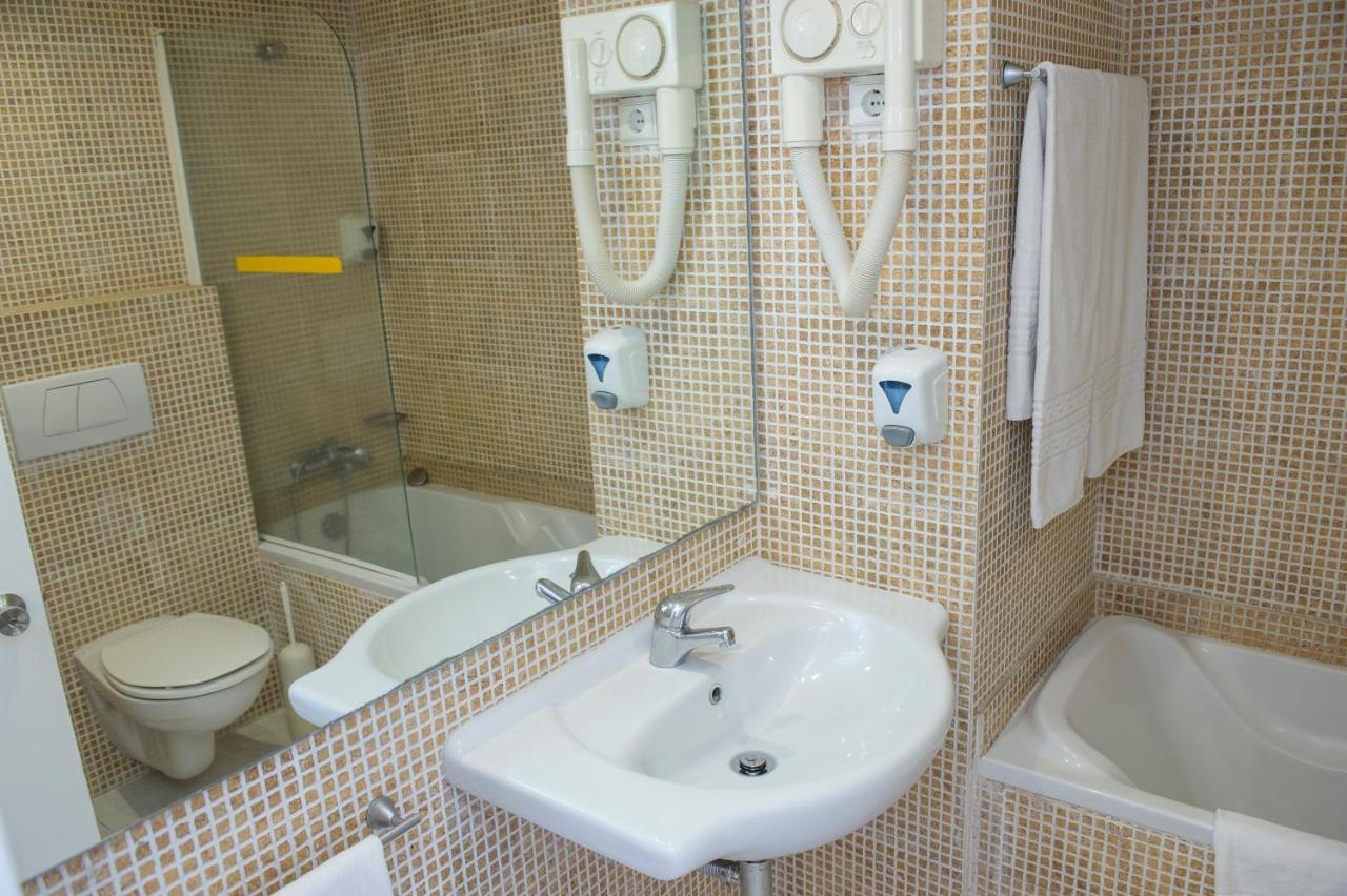 Studio Standard,996484909:JPEG