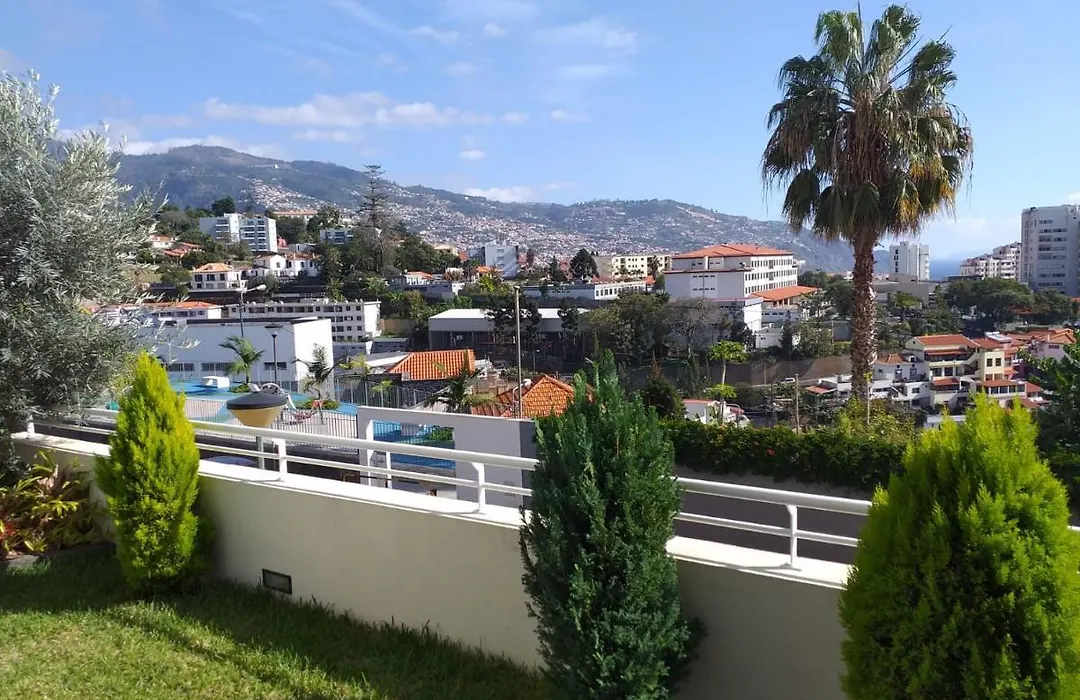 Mericia'S Gorgeous View-1