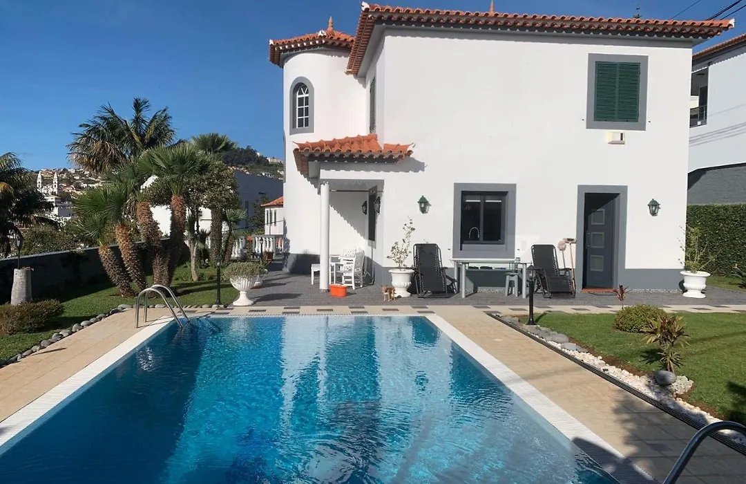 Alamos Gardens And Pool Private Apartment Free Parking-1
