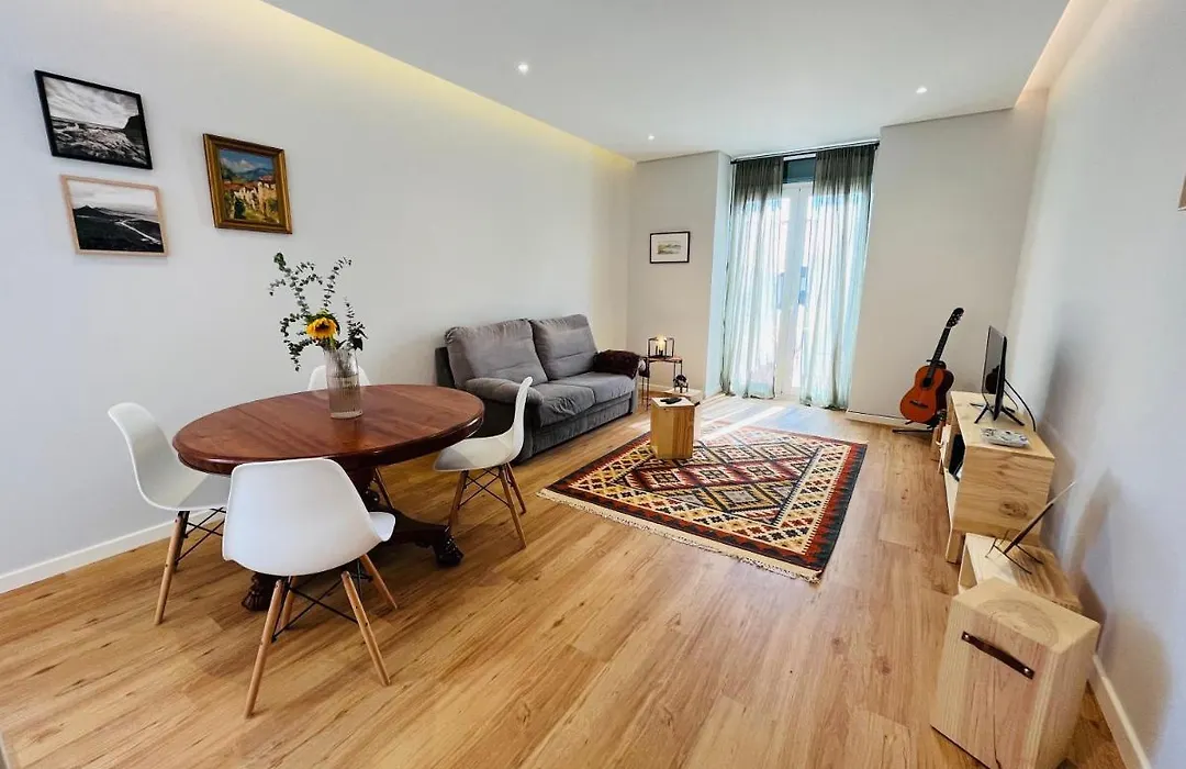 Lovely 2-Bedroom Rental Unit In Historic Funchal-1