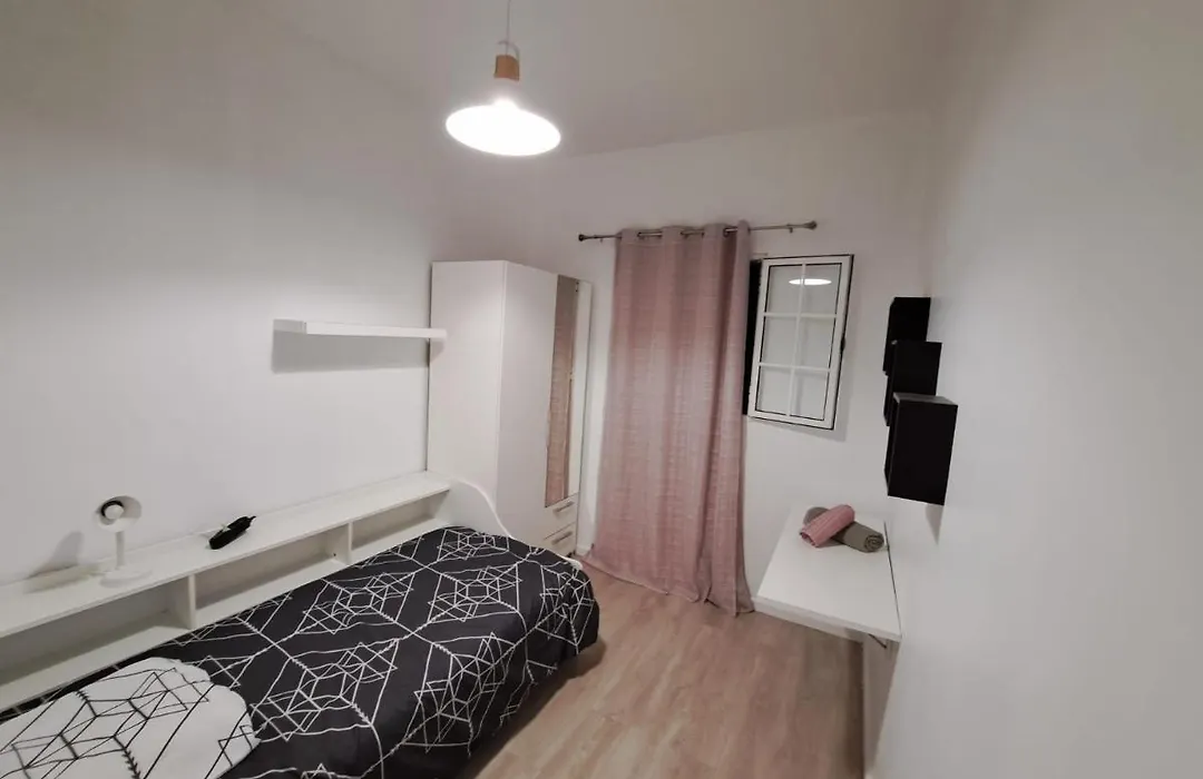 Friendly House-1