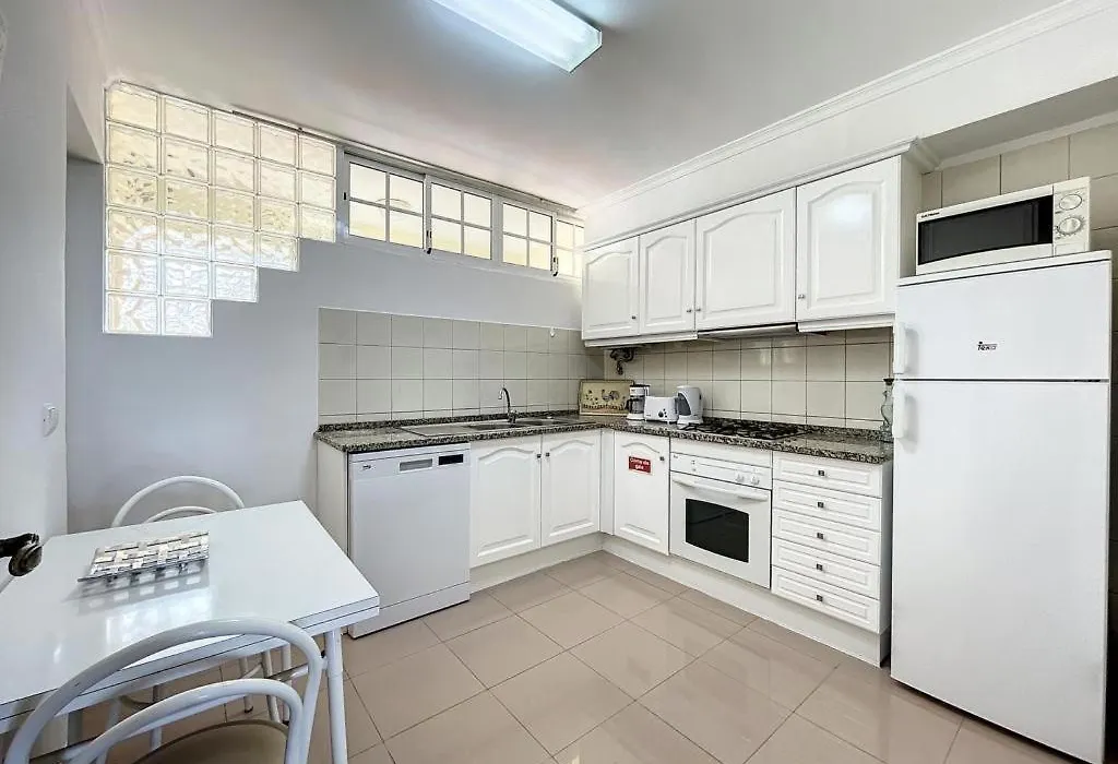 Achada 1 Bedroom Apartment In Funchal-1