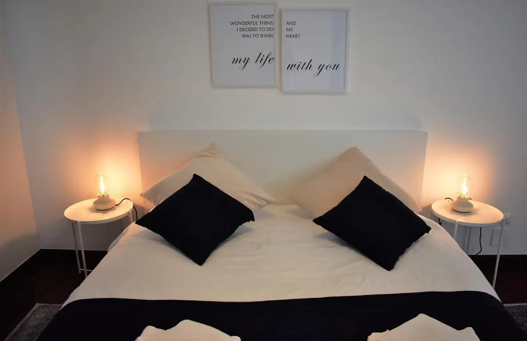 Madeira, 3 Bedroom Apartment With Ocean Views In Funchal-1