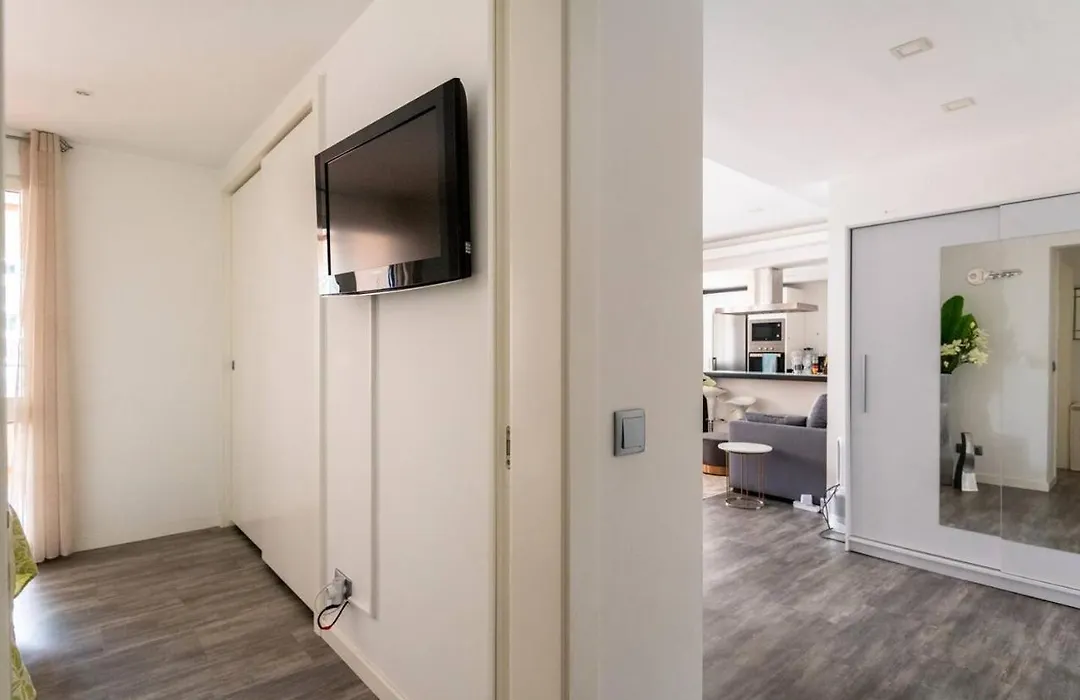 Lovely 1-Bedroom Apartment With Parking Ocean View-1