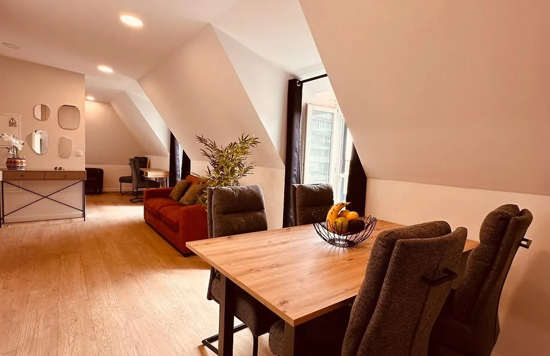 Living Funchal Executive-1