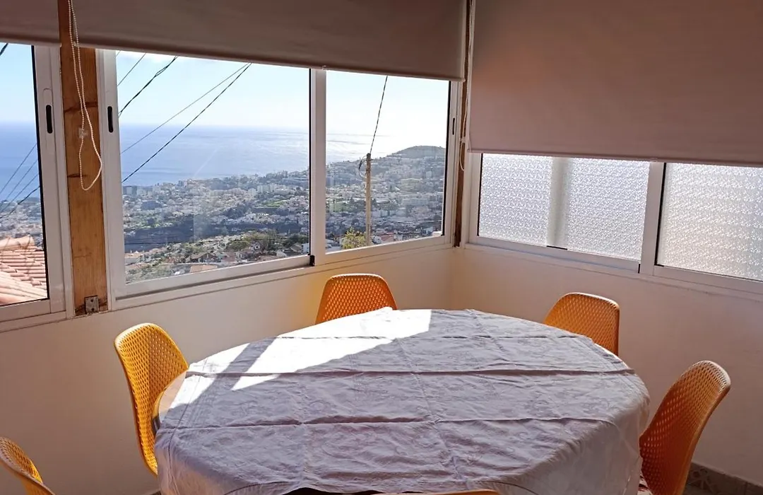 The Hill View House-1