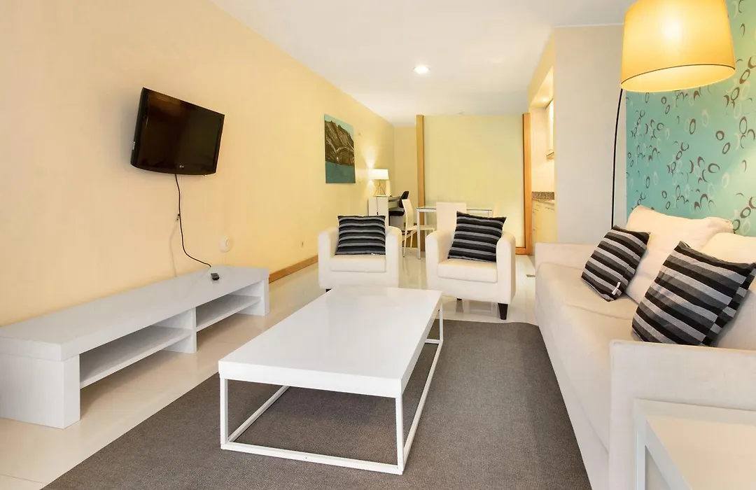 Dfm Happy Days B - Funchal-1