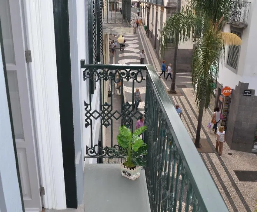Edificio Charles 204-1