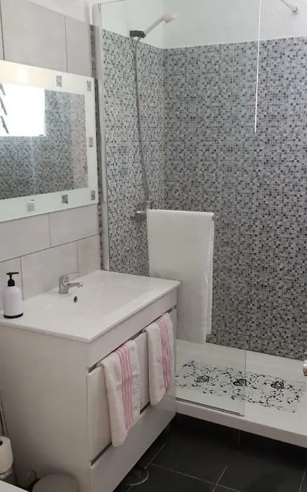 Esthela Home-1