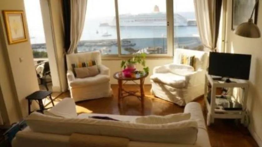 Apartment W Stunning View - Marina - Free Parking & Ac-1