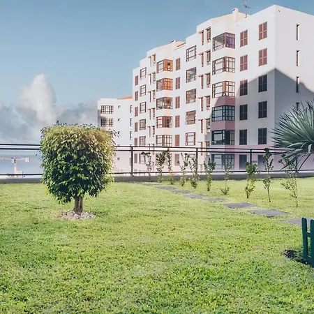 5 Bedrooms In Privileged Area With Ocean View-2