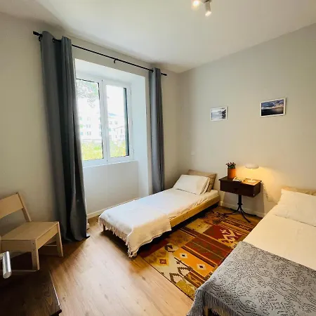 Lovely 2-Bedroom Rental Unit In Historic Funchal-2