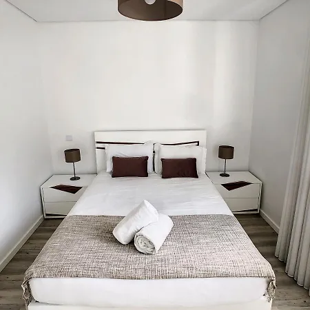 Uptown Nest - Modern Apt By Lovelystay-3