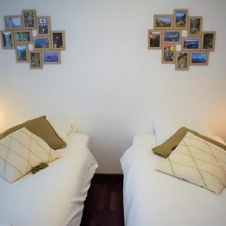 Madeira, 3 Bedroom Apartment With Ocean Views In Funchal-3