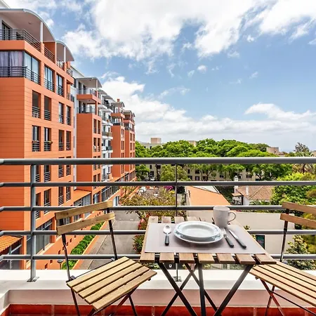 Apartamento T1 No Funchal-3