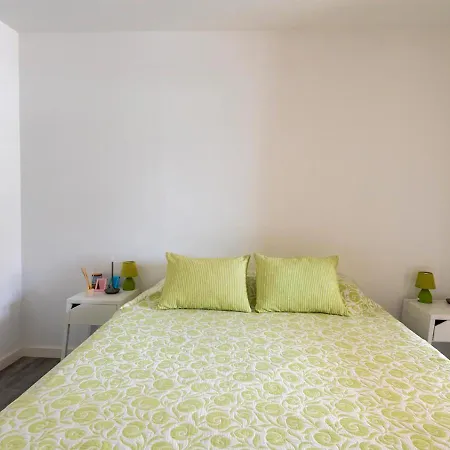 Lovely 1-Bedroom Apartment With Parking Ocean View-3