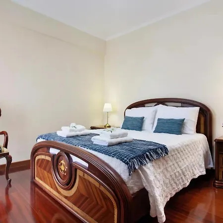 Central Living Funchal-3
