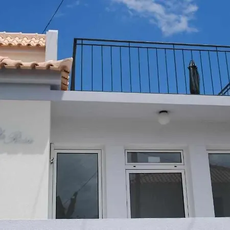 Vila Rosa - Renovated House Overlooking The Sea-2
