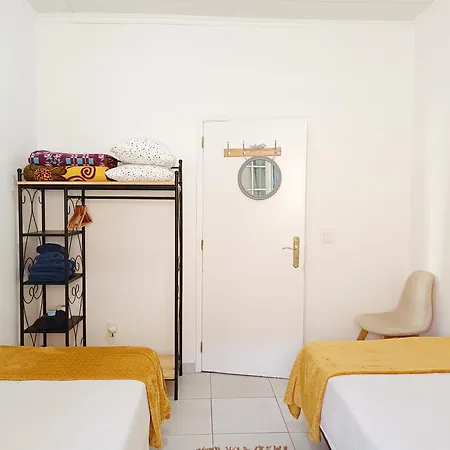 Home & Flower - Private Bedrooms Funchal-3