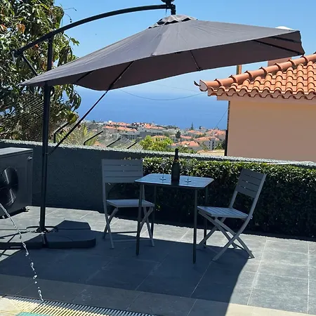 Alamos Gardens And Pool Private Apartment Free Parking-2