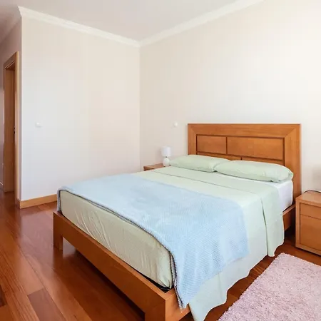 Elegant Apartment With Sea Views By Trip2Portugal-2