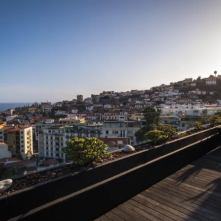 Arts In Penthouse Apartments Til Sol-3
