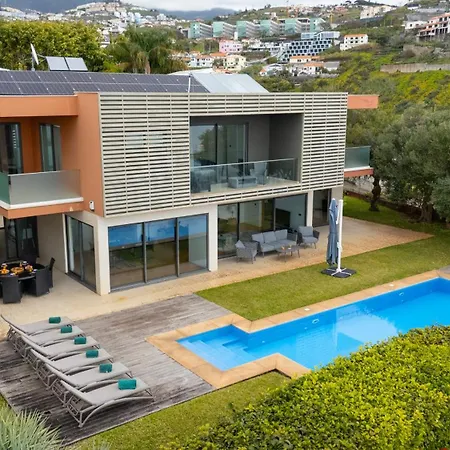 Villa Vitoria - By Lovelystay-2