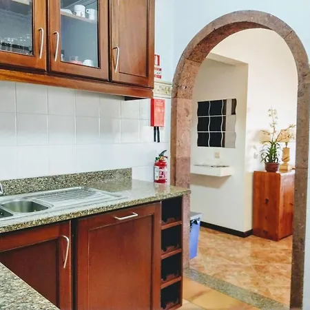 Authentic House In Funchal + City View-2
