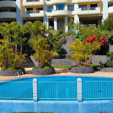Falesia Apartment - Pool & Sea View By Lovelystay-2