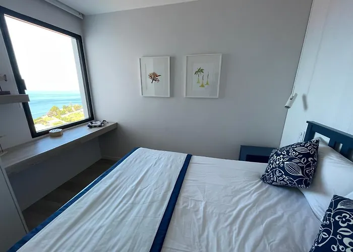 Blue Infinity, Aquamarine Apartment Funchal  acceptant les animaux