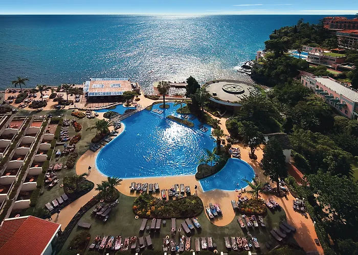Hotel vicino a Universo de Memórias João Carlos Abreu